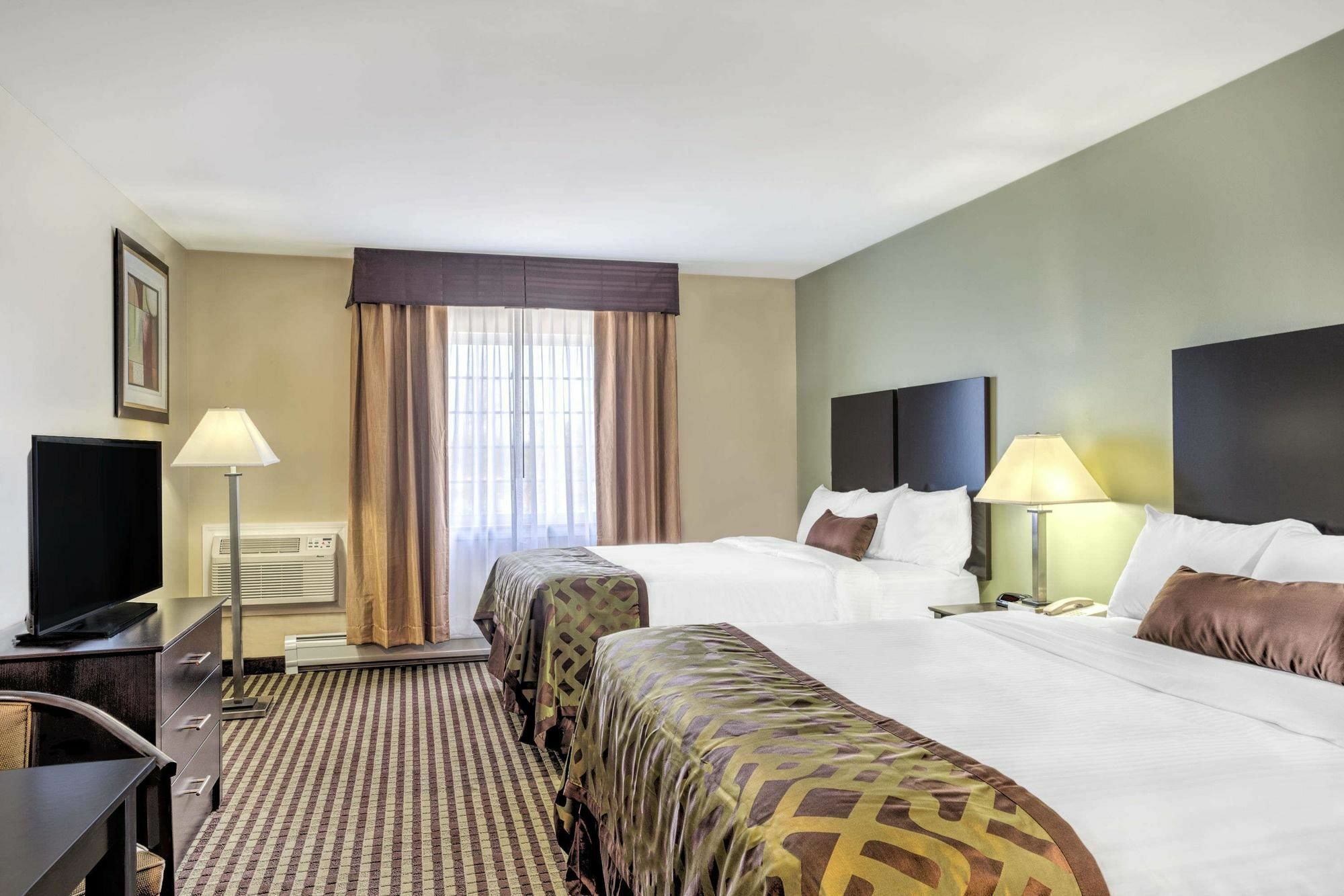 Baymont By Wyndham Essex Burlington Area Hotell Exteriör bild